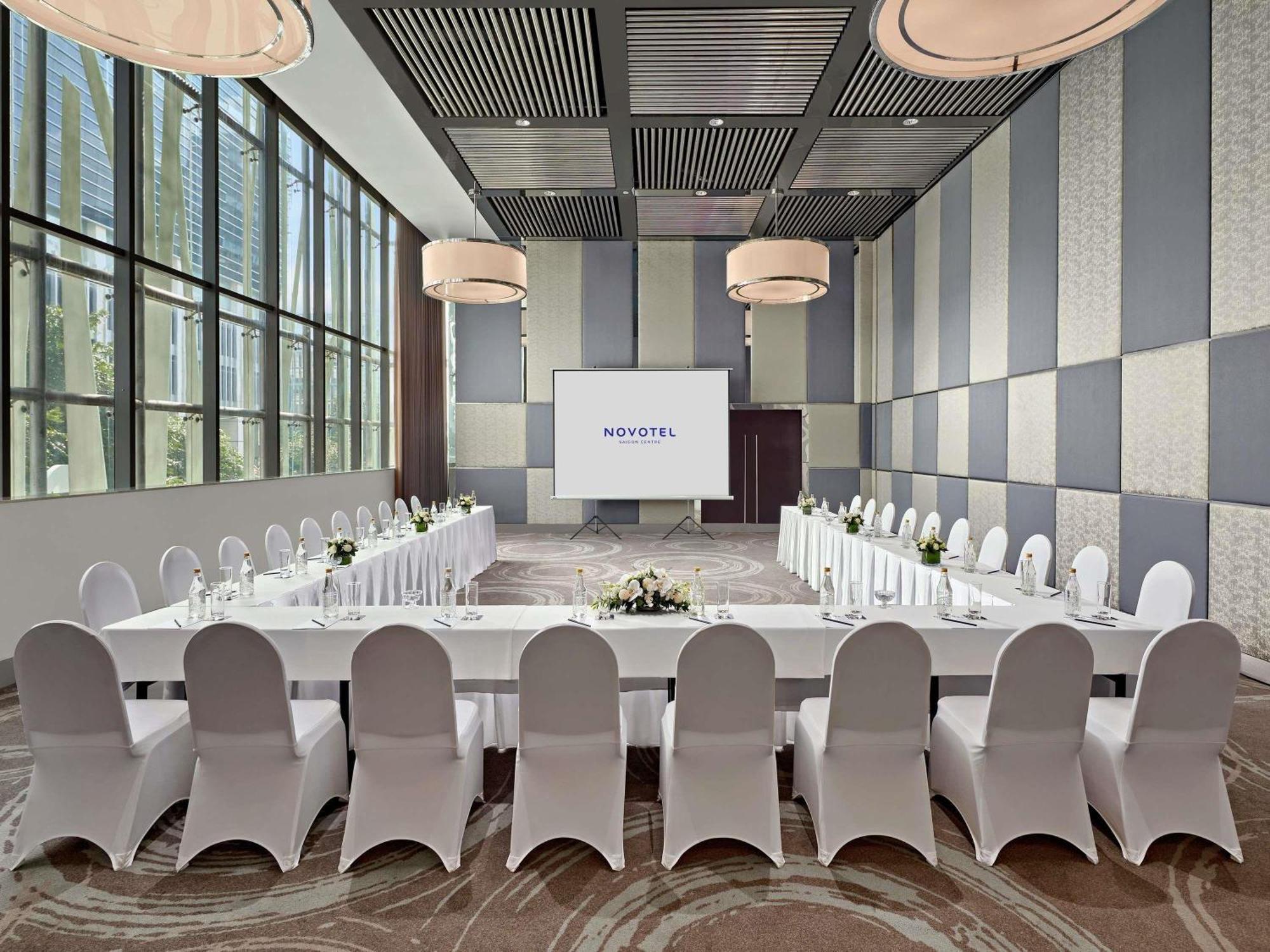 Hotel Novotel Saigon Centre 4*