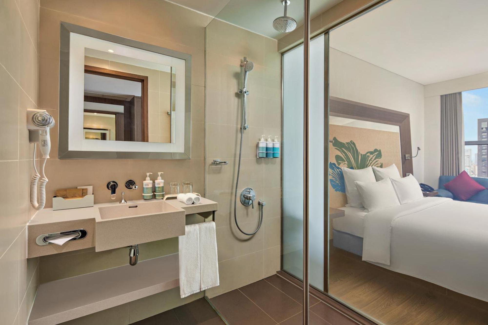 Novotel Saigon Centre - Valentine Package Offer Available Hotel 4*