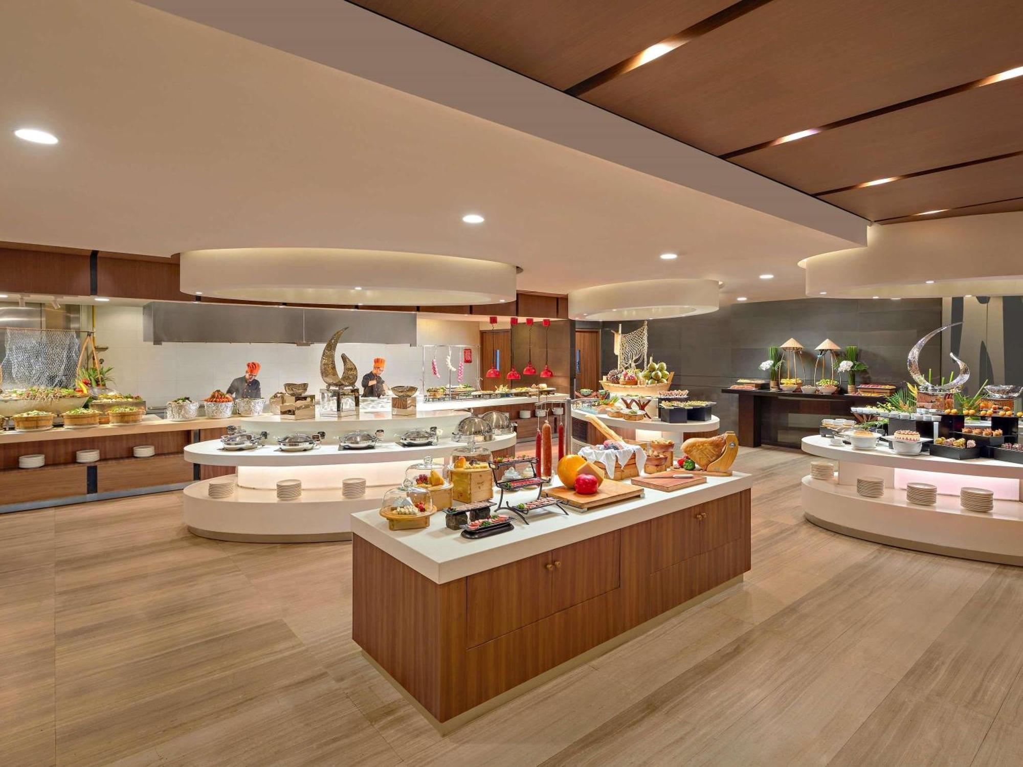 Hotel Novotel Saigon Centre - Valentine Package Offer Available Hô Chi Minh-Ville